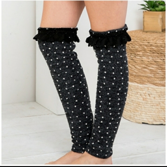 Ryu A'reve Polka Dot Crochet Lace Leg Warmer Over the Knee Boot Toppers - Picture 4 of 5